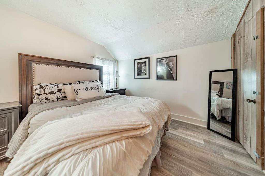 Cottage In The Falls, 2 B, 2 Bath, Fireplace كوياهوغا فولز المظهر الخارجي الصورة