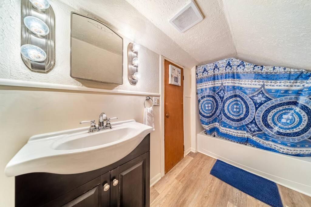 Cottage In The Falls, 2 B, 2 Bath, Fireplace كوياهوغا فولز المظهر الخارجي الصورة