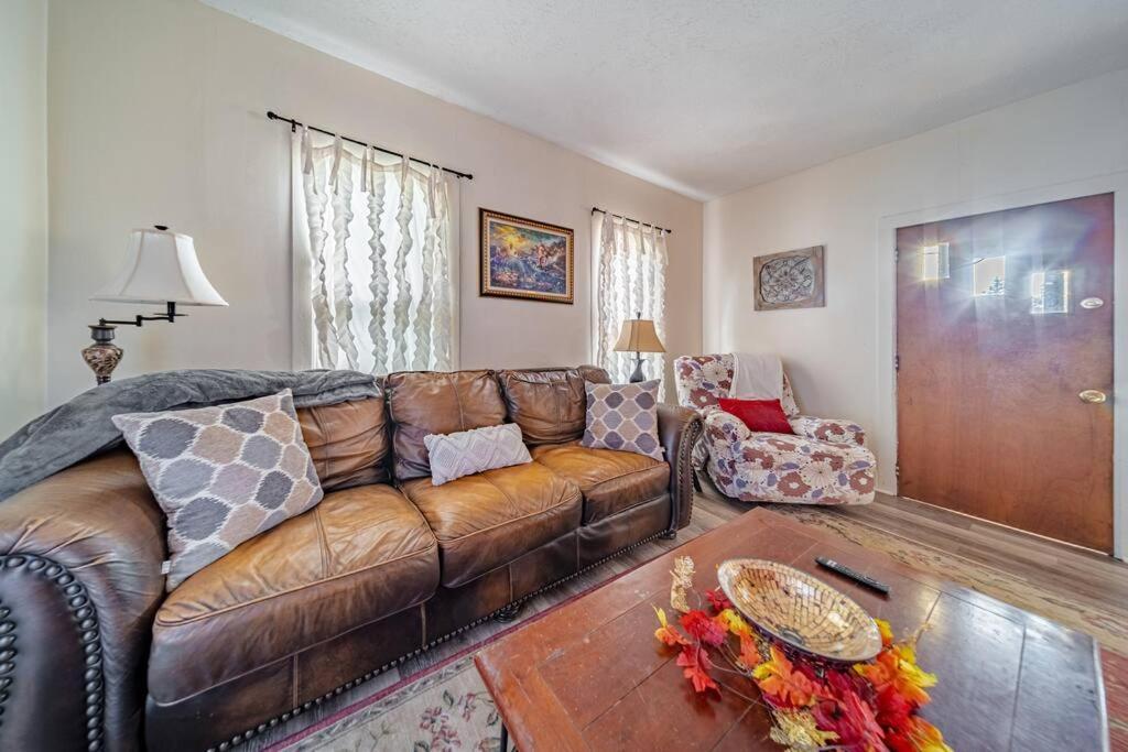 Cottage In The Falls, 2 B, 2 Bath, Fireplace كوياهوغا فولز المظهر الخارجي الصورة